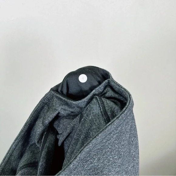 Lululemon Womens Size 4 Camel Cargo Pant - Picture 13 of 14